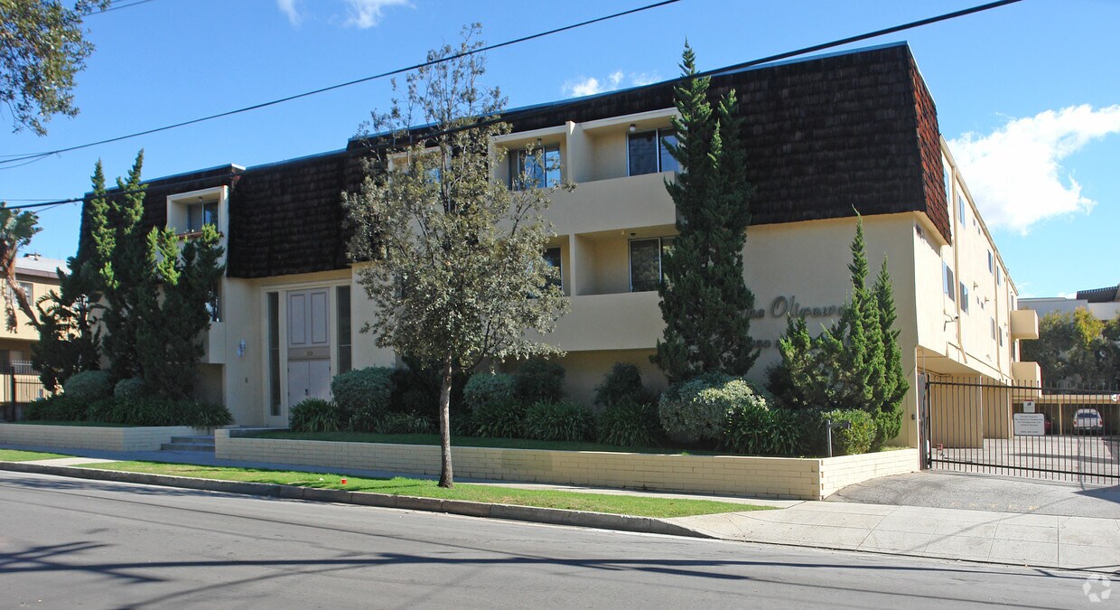 Primary Photo - 150 Chester Ave