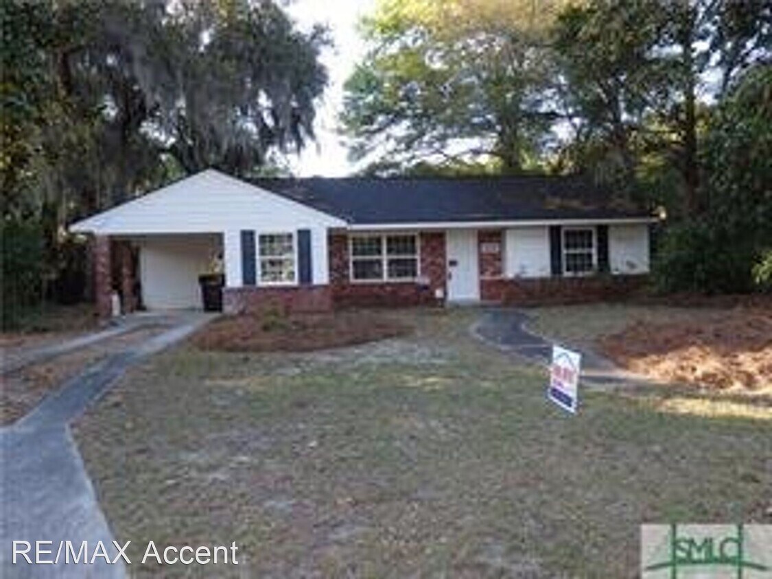 Primary Photo - 3 br, 2 bath House - 2250 Armstrong Drive