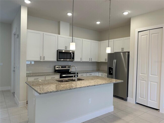 Building Photo - 1431 Brookdale Ct