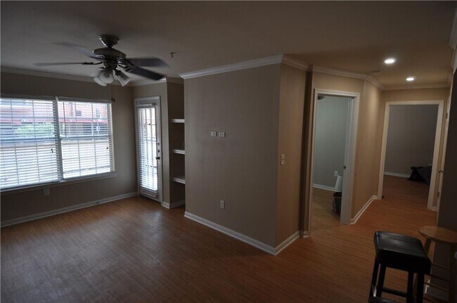 Foto del edificio - 501 W 26th St