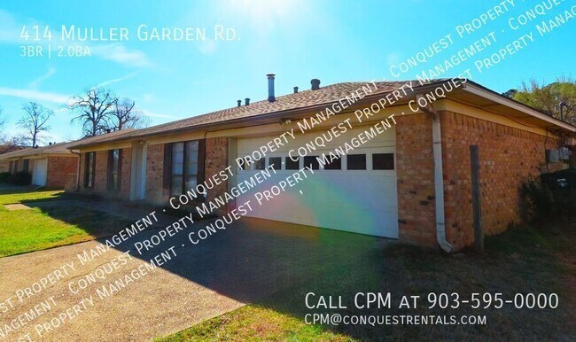 Foto del edificio - 414 Muller Garden Rd