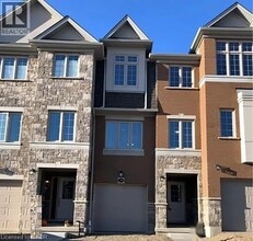 Building Photo - 39 Ridgemount St
