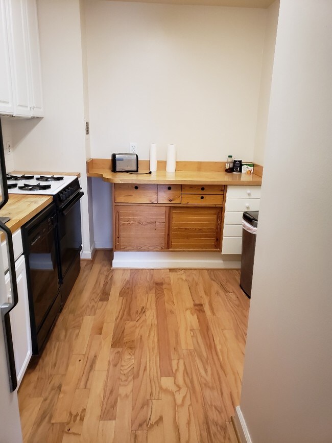 Foto del edificio - 4242 East West Highway