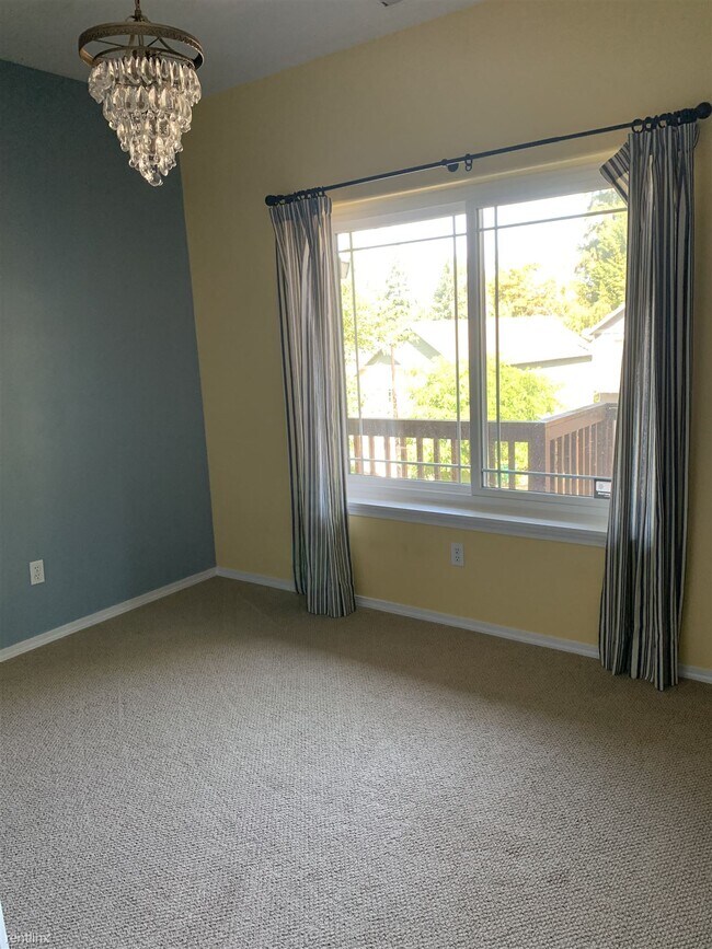 Foto del edificio - 3 br, 3 bath Townhome - 14726 Southwest Ca...