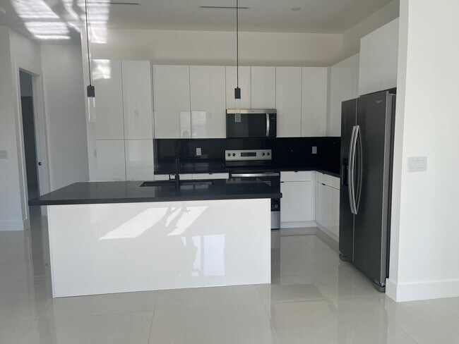 Foto del edificio - 3412 NW 8th Terrace
