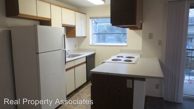 Foto del edificio - 732 N 95th St