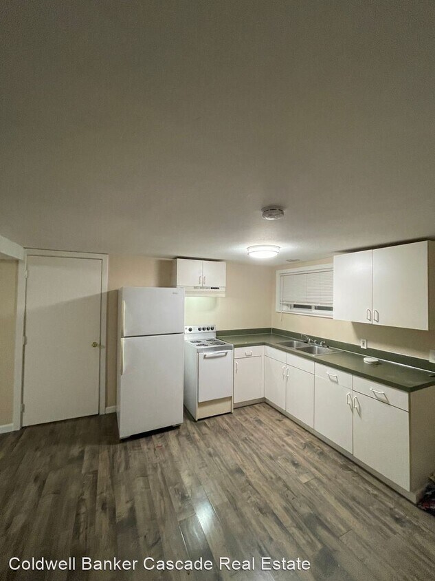Building Photo - 1 br, 1 bath House - 615 E 32nd Ave # 1