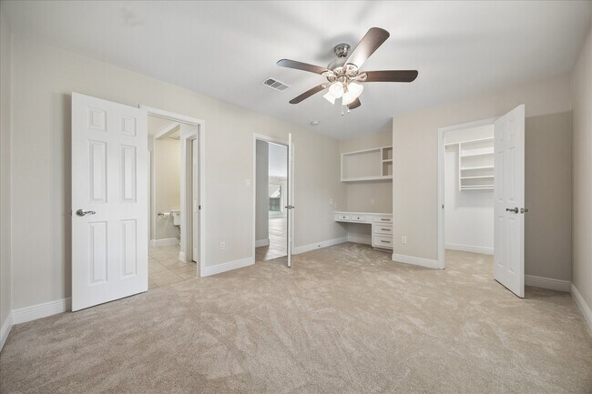 Foto del edificio - 12427 Brandywyne Dr