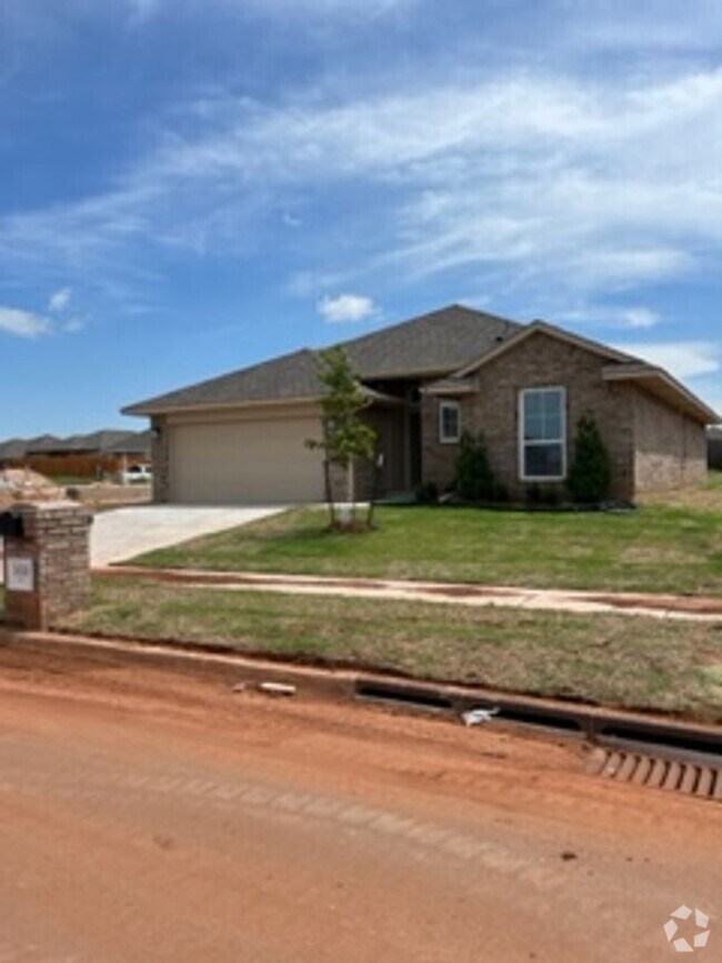 Building Photo - 18308 Austin Ct