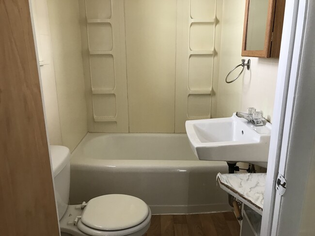 Bathroom - Unit 1 - 191 N Fairview St