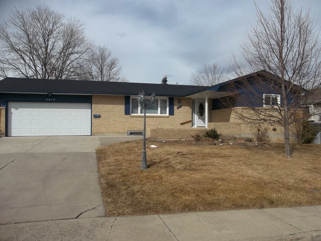 Primary Photo - 2413 Chama Ave