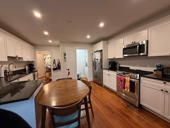 Foto del edificio - 7 High Street Pl