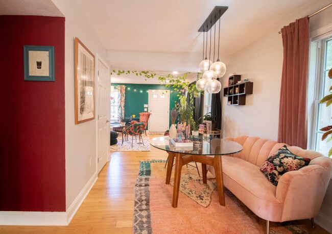 Building Photo - 40 Brattle St