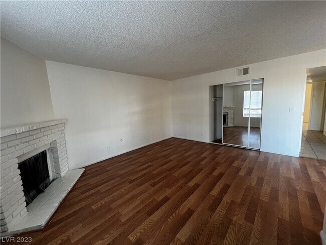 Building Photo - 6942 Appleton Dr
