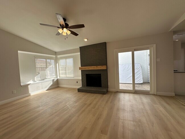 Building Photo - 130 Wilderness Trl