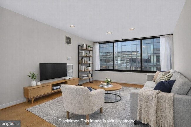 Foto del edificio - 1301 20th St NW