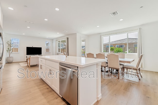 Building Photo - 5390 Clauzetto Wy