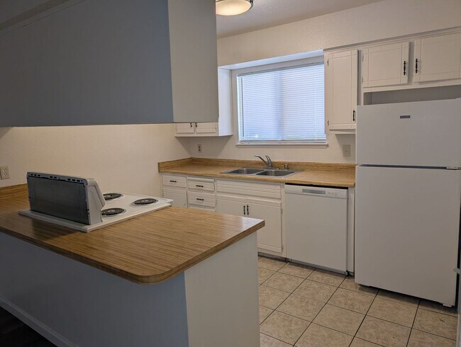 Foto del edificio - 1046 W 21st St