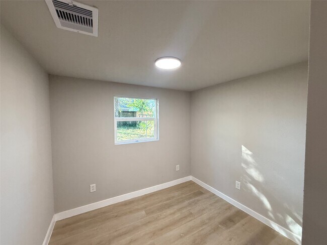 Foto del edificio - 2209 Gano St