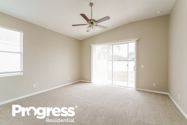 Foto del edificio - 11011 Silver Dancer Dr