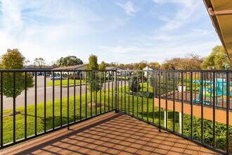 Building Photo - 3444 Wallace Ct SW
