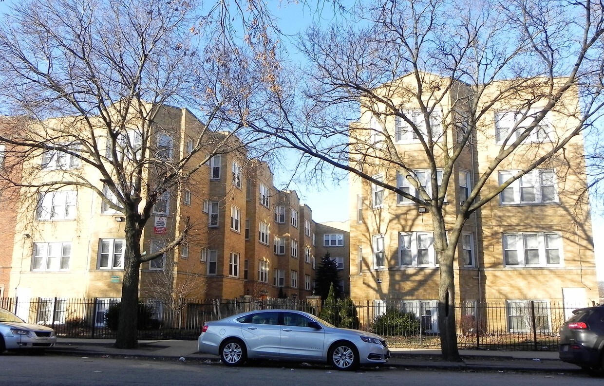 Foto del edificio - 6804 S Perry