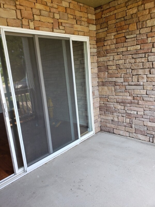 Foto del edificio - 5225 White Willow Dr