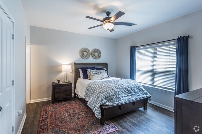 3BR, 3BA - 1,400SF - Primary Bedroom - Taylor Bend