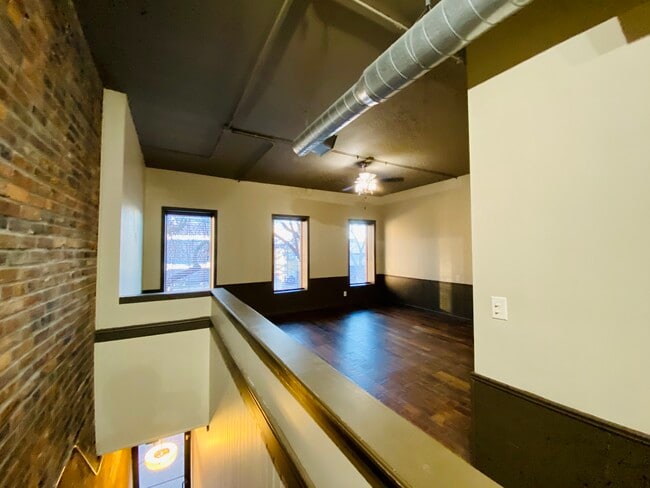 Building Photo - 1810 3rd Ave