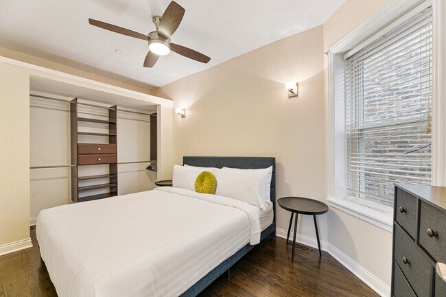 Foto del edificio - 1351 N Lawndale Ave