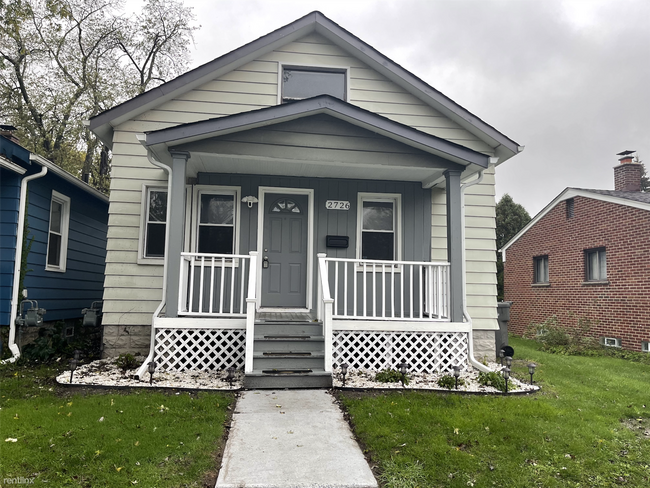 Building Photo - 2 br, 1 bath House - 2726 Stephens Street