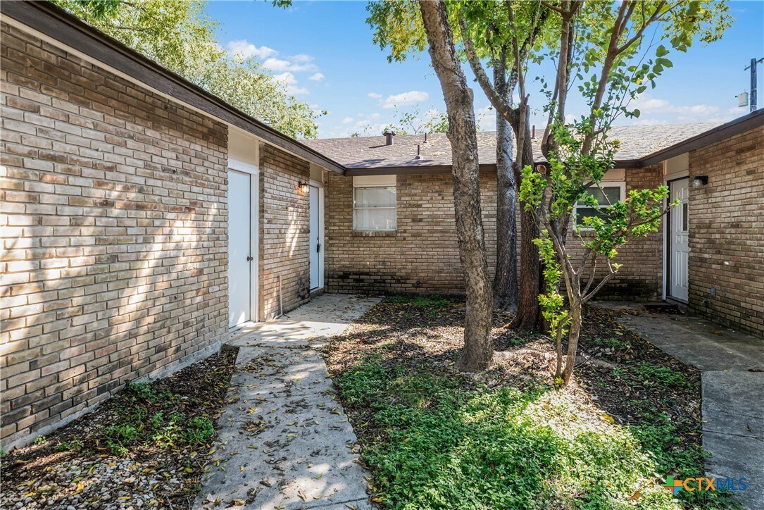 Foto principal - 1524 Eichen Rd