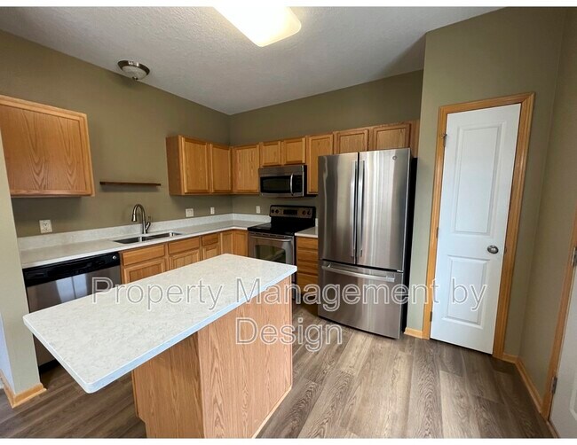 Foto del edificio - 4536 NE McDougal Ln