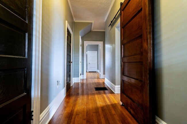 Foto del edificio - 654 6th Ave