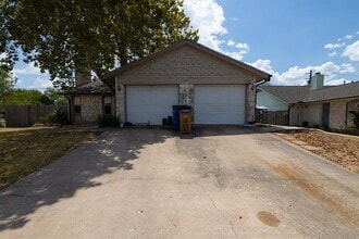Building Photo - 2401 Singletree Ave