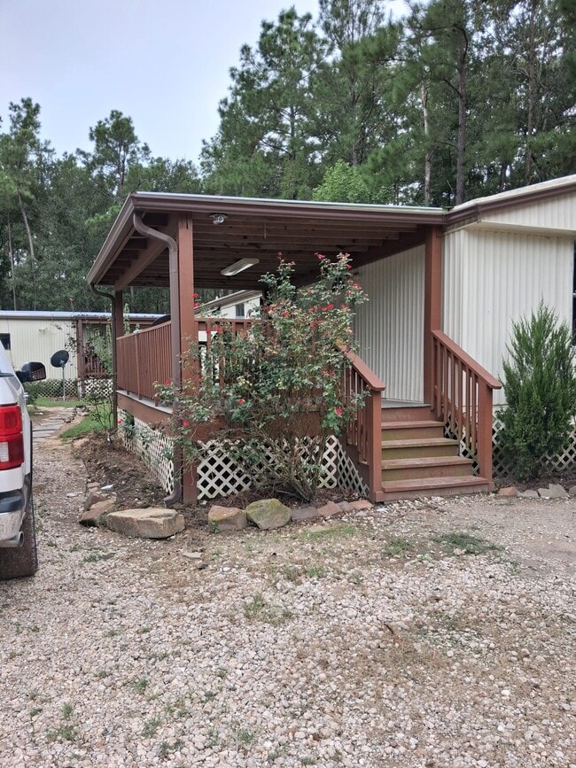 Building Photo - 8458 Sweetleaf Ln