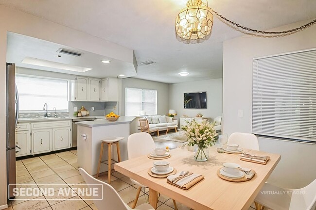 Foto del edificio - 7231 Box Elder DR