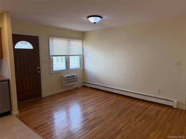 Building Photo - 149-14-149-21 21st Ave