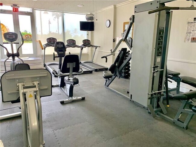 Foto del edificio - 2000 S Ocean Dr