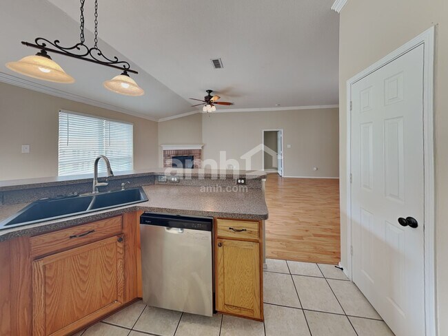 Foto del edificio - 1909 Wahoo Dr