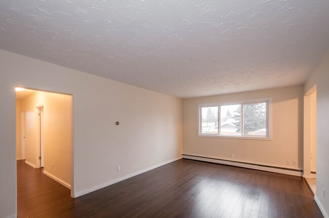 Building Photo - Rodney