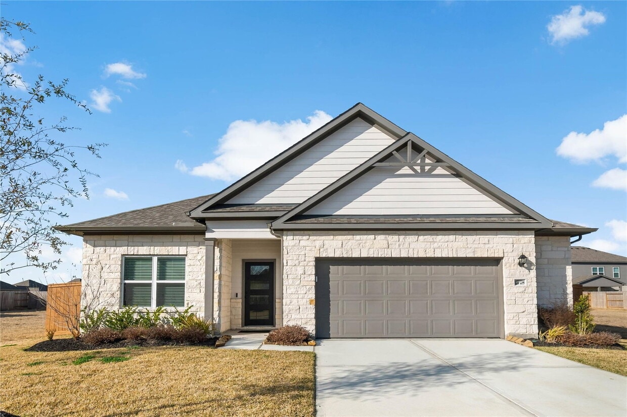 Amador Peak Drive, Arcola, TX 77583 - 4 BR 2 BA single-family home - Amador Peak Drive, Arcola, TX 77583 - 4 BR 2 BA single-family home