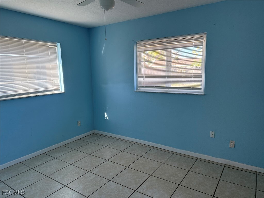 Foto del edificio - 904 Hudson Ave