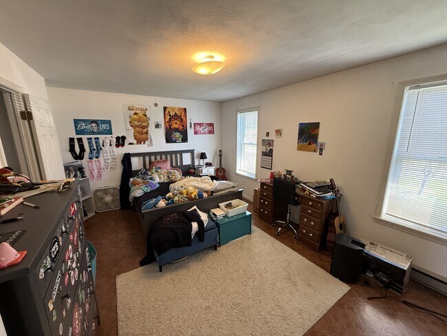 Foto del edificio - 160 Westview Ln