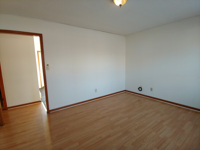 Living Room - 622 Matthews Rd