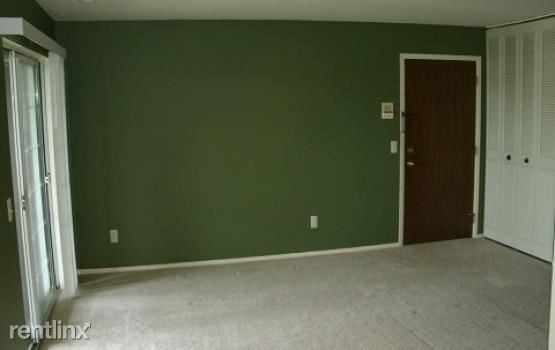 Building Photo - 2 br, 1 bath Condo - 430 Baldwin Ave Apt 76