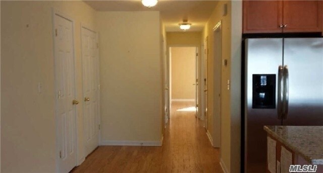 Foto del edificio - 122-16C Powell Cove Blvd