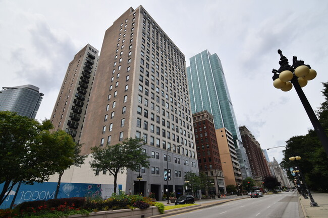 Foto del edificio - 910 S Michigan Ave