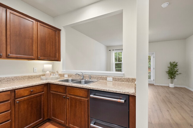Building Photo - 3002 Berkeley Springs Pl