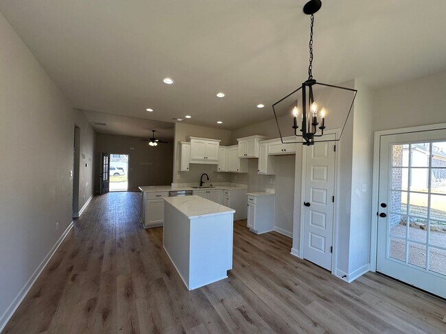 Building Photo - 2346 Julianna Dr